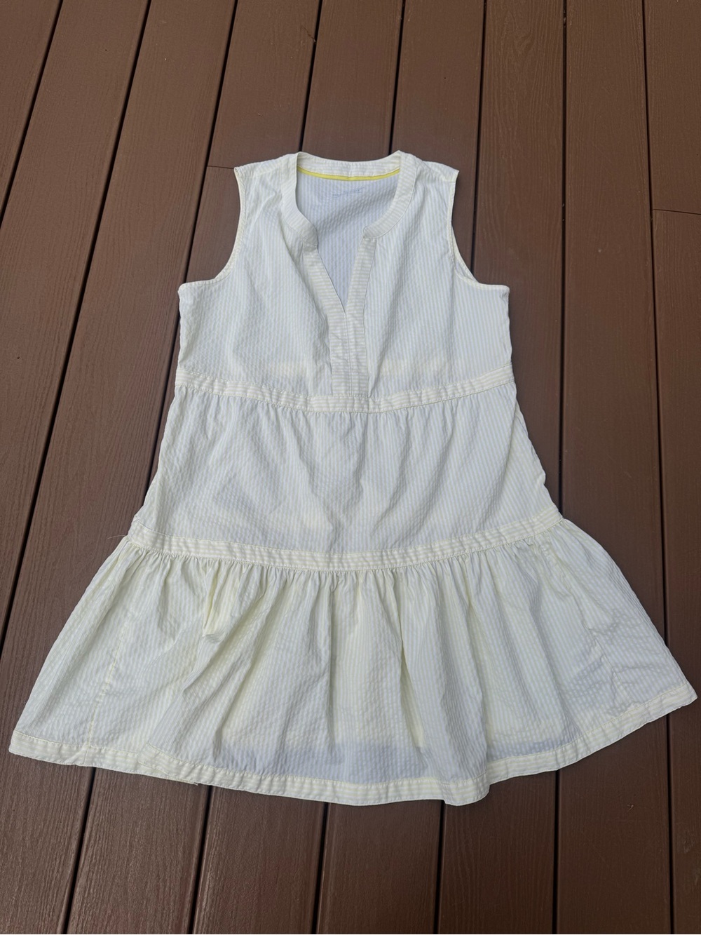 Vineyard Vines Butter Yellow White Striped Performance Dress Large NWT Coastal
